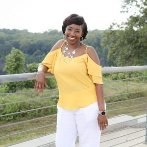 Meet your Posher, Sharell